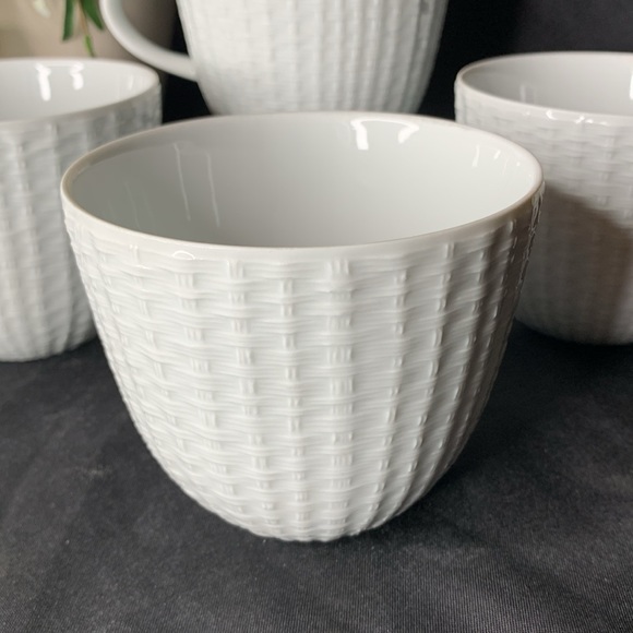 Palm by Michael Aram signed white basket weave mugs, set of 6 - Picture 6 of 10